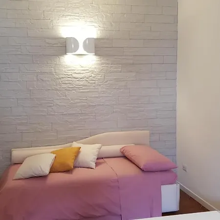 Your Way In Venice Apartment