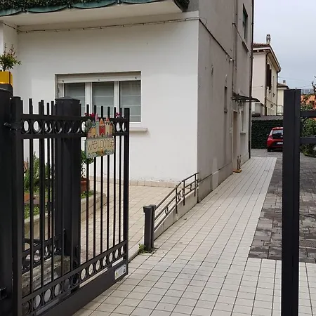 Your Way In Venice