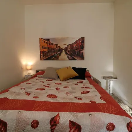 Your Way In Venice Apartmán