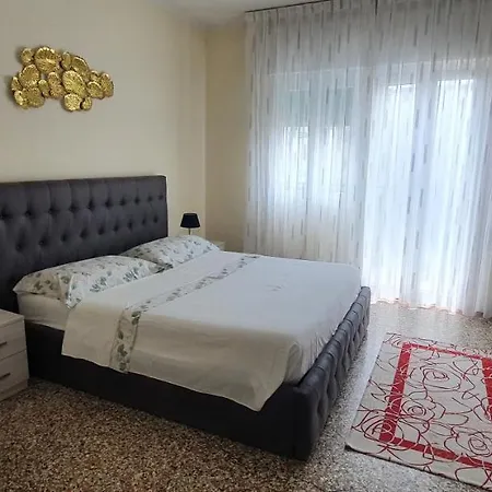 Your Way In Venice מסטרה